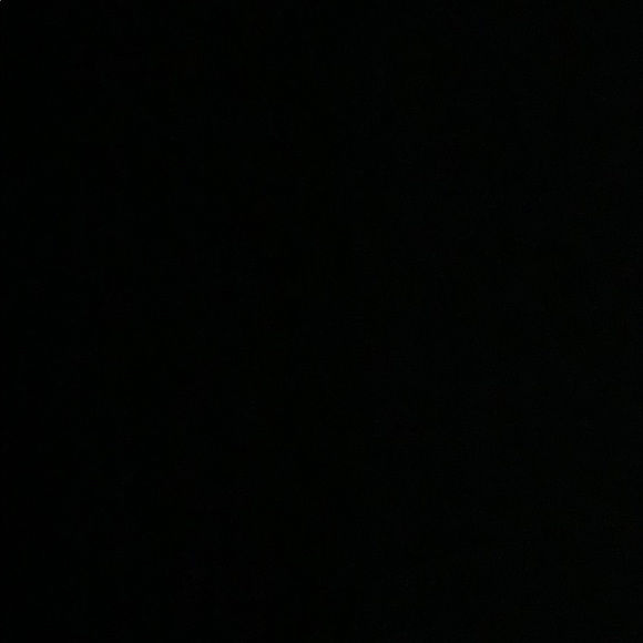 Meet your Posher, Giselle - Picture 1 of 1